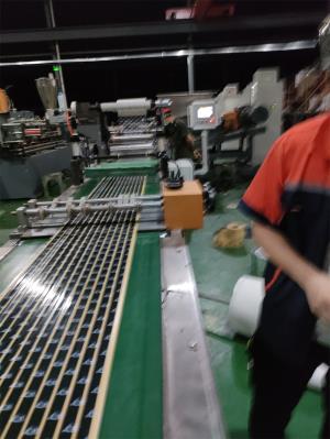 丁基膠塊擠出機(jī)_丁基膠塊擠出機(jī)_佳德